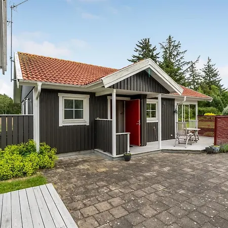 Ferienhaus Thine - 800m From The Sea By Interhome *
